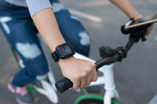 Lightweight and Long-Lasting: Sports Watches for Active Lifestyles - EZON Watch