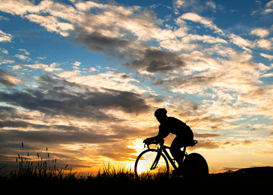 Triathlon-Transition-Tactics-Mastering-the-Swim-Bike-Run-Shift-with-Digital-Watches EZON Watch